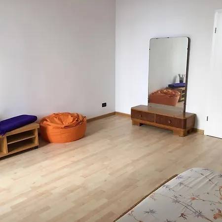 Lo Studio דירה *